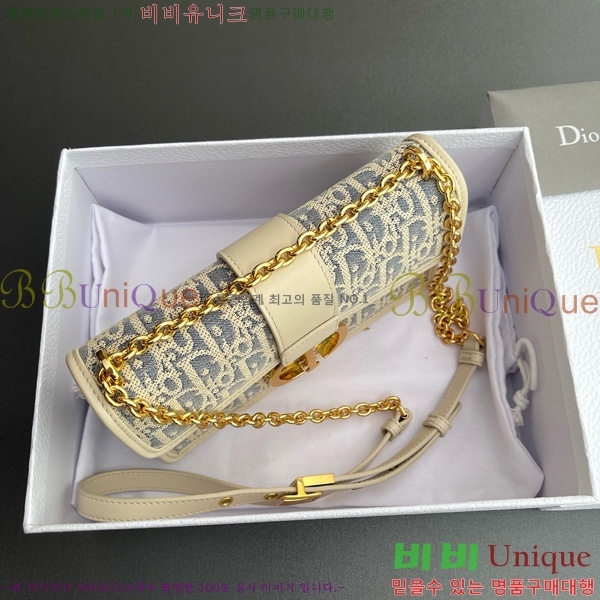 #��� 30 ������ �̽�Ʈ ����Ʈ ü�� �� M9334-306