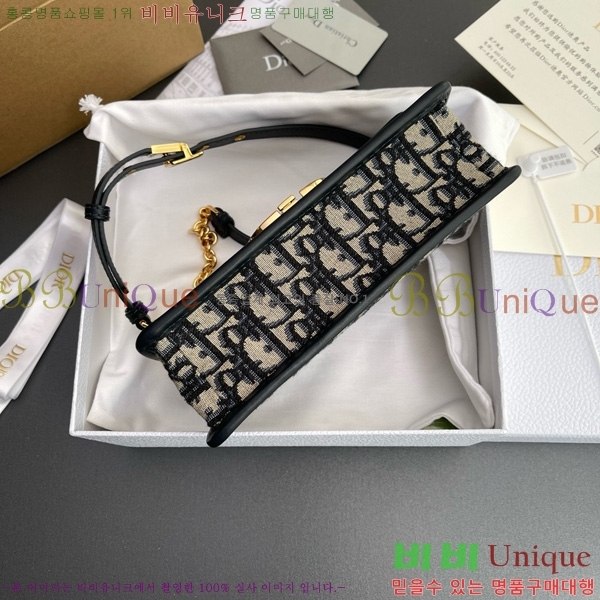 #��� 30 ������ �̽�Ʈ ����Ʈ ü�� �� M9334-307