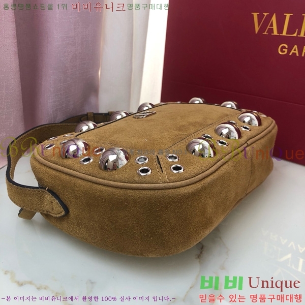 #�߷�Ƽ�� ����ٴ� ����Ʈ �׷��̴� ũ�ν��ٵ� �� 2020-201