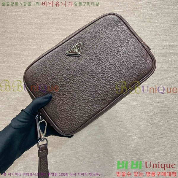 #����� ���� �ﰢ�ΰ� �Ŀ�ġ 2VF017-202