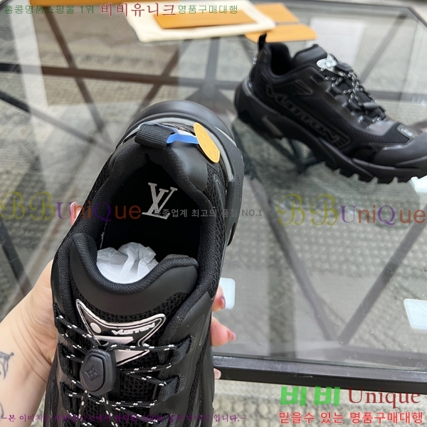 ���� ���̺��� ����Ŀ�� LV3306112-5