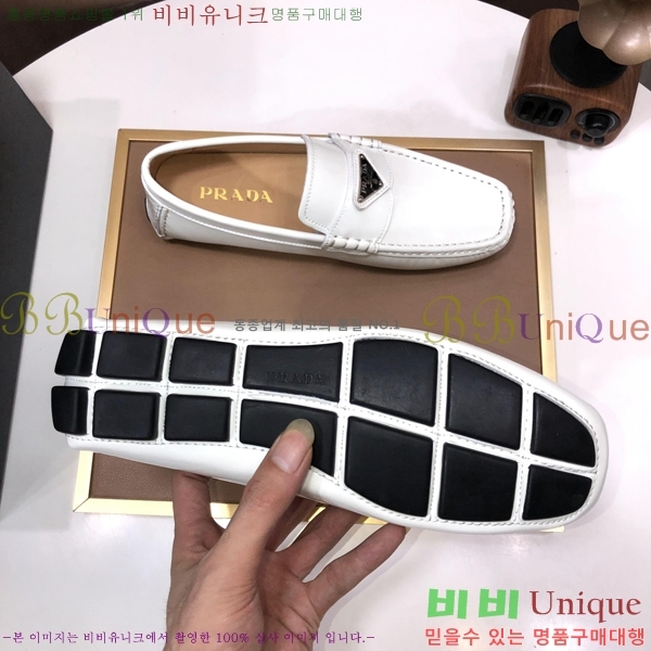 ���� ����� ���� P571868-4