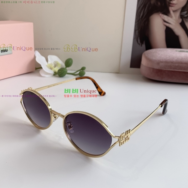 ���� �̿�̿� ���۶� 8MU256112-7