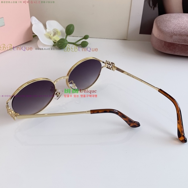 ���� �̿�̿� ���۶� 8MU256112-7