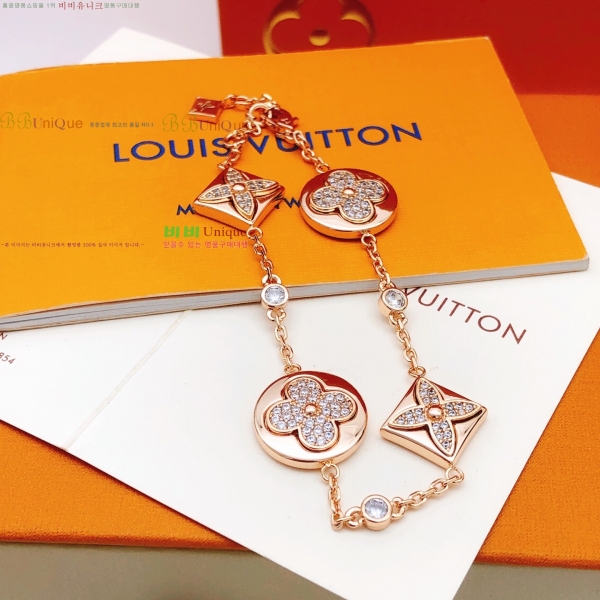 ���� ���̺��� Ŭ���� ���� 9L256183-1