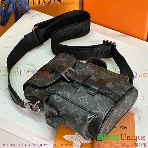 ���̺��� ���� ũ�������� M82769