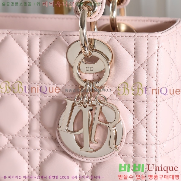 #��� ���̵�� �̵� M50660-4