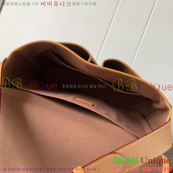 #���̺��� ��ÿ �޽��� M14723-10