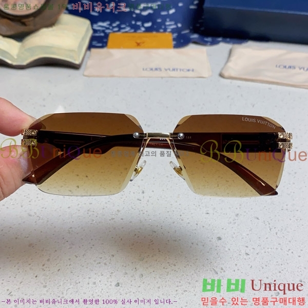 ���̺��� ���۶� L97024-4