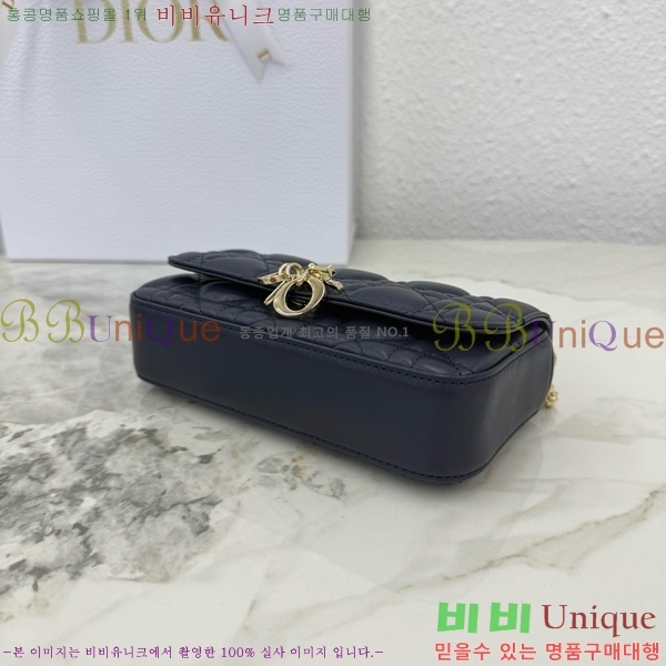 #��� ũ�ν��� ���� �� �޴��� �Ŀ�ġ �̴Ϲ� S0977-217