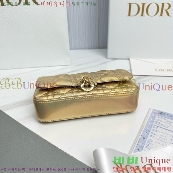 #��� ũ�ν��� ���� �� �޴��� �Ŀ�ġ �̴Ϲ� S0977-1011