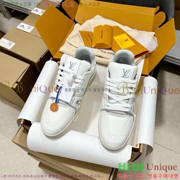 ���̺��� Trainer ����Ŀ�� �������� 4L2011154-18