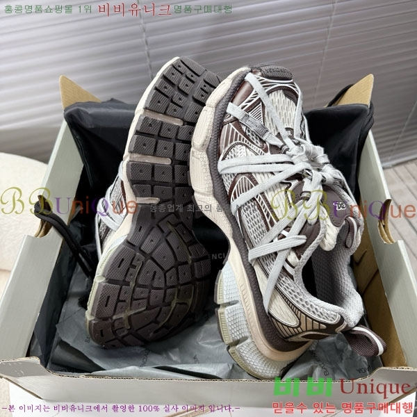 �߷��þư� 3XL Ʈ���̳� ����Ŀ�� BLA356601-9