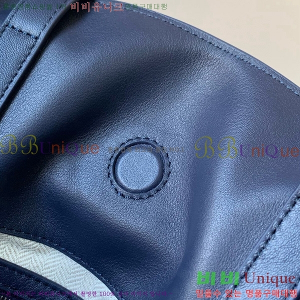 #�ο��� ���� �ö���� Ŭ��ġ 9084-103