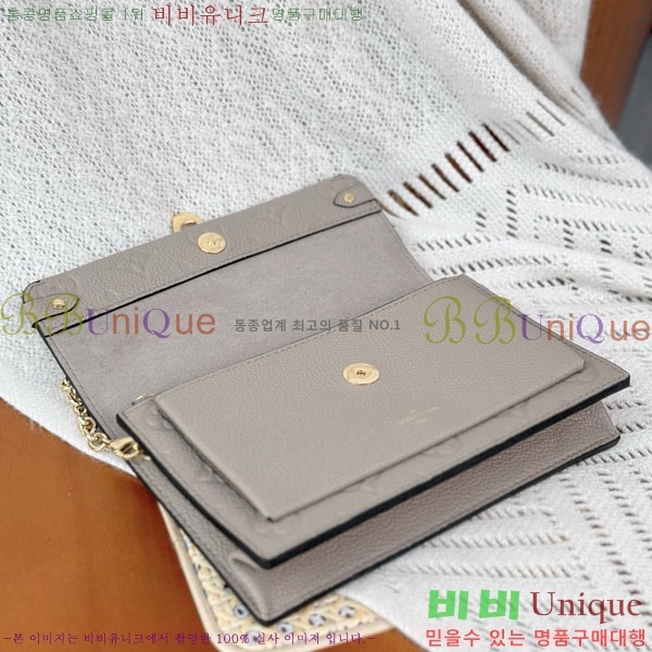 #���̺��� �ٹ� ���� ü�ι� M69423-1001