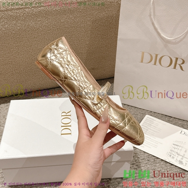 ��� �޸����� �÷����� 28DL2592612-8