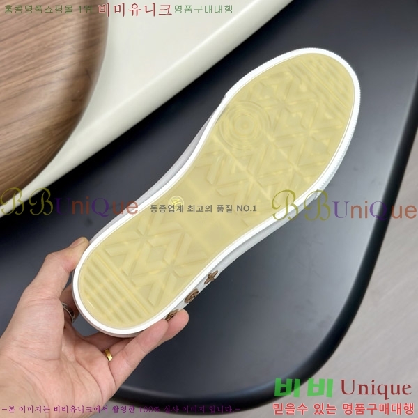 ���� ���̺��� ����Ŀ�� L76678-4
