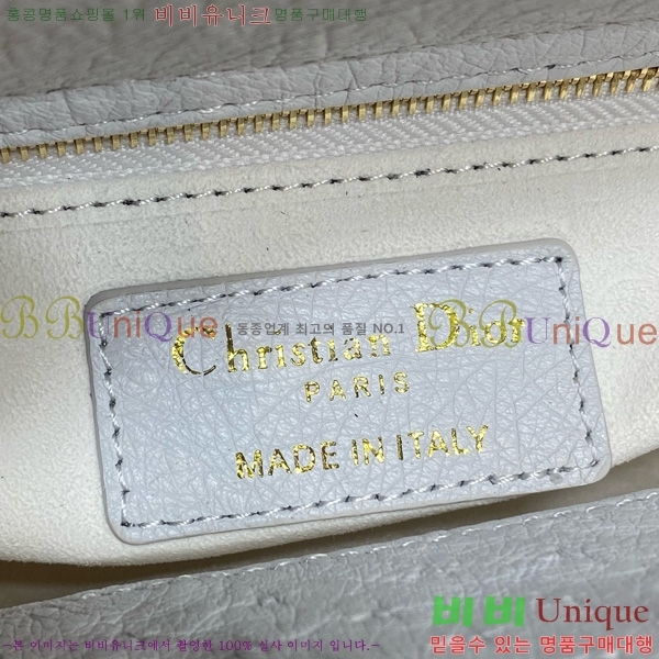 #��� ���̵�� �̴� M0505-704