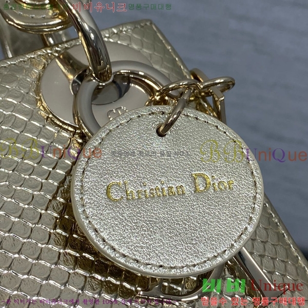 #��� ���̵�� �̴� M0505-706