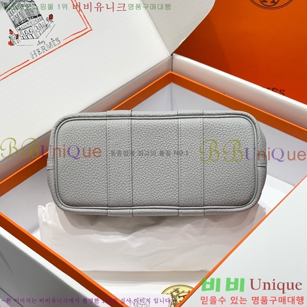 #�����޽� ������Ƽ �̴� 23cm HE886910-106