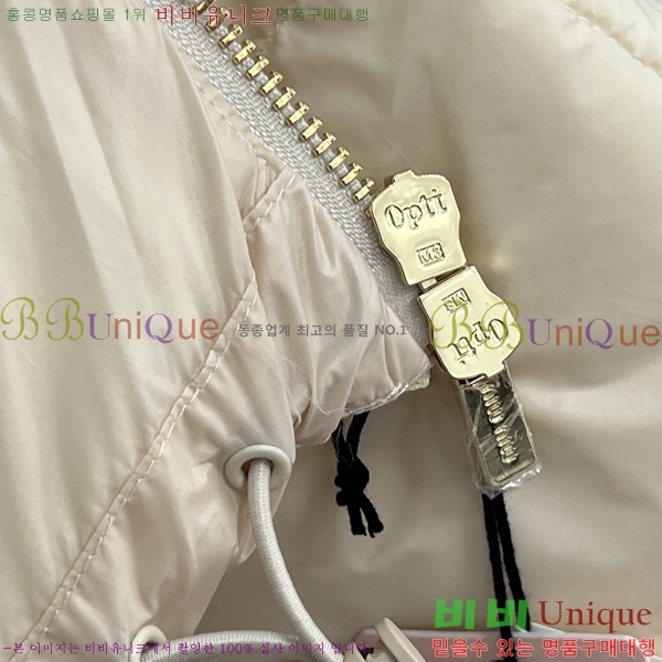 ���� �̿�*�� ũ�� Ǫ�� �ٿ� �е� 28MU2510312-1