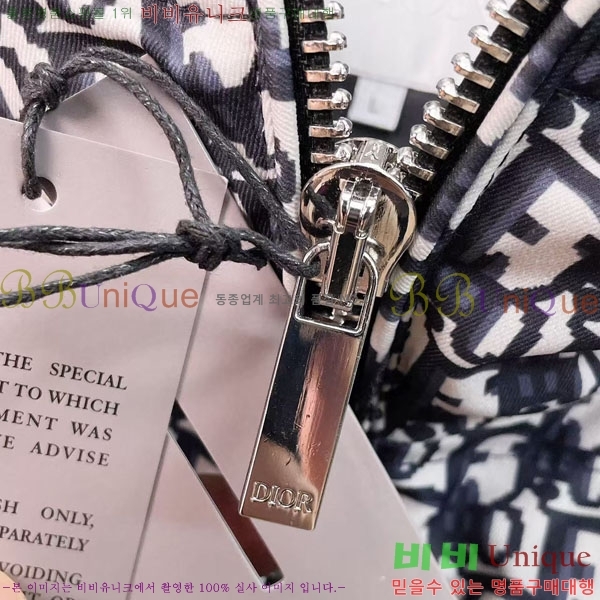 ���� ��� �ٿ� �ĵ� ��Ʈ �е� DO879789-1