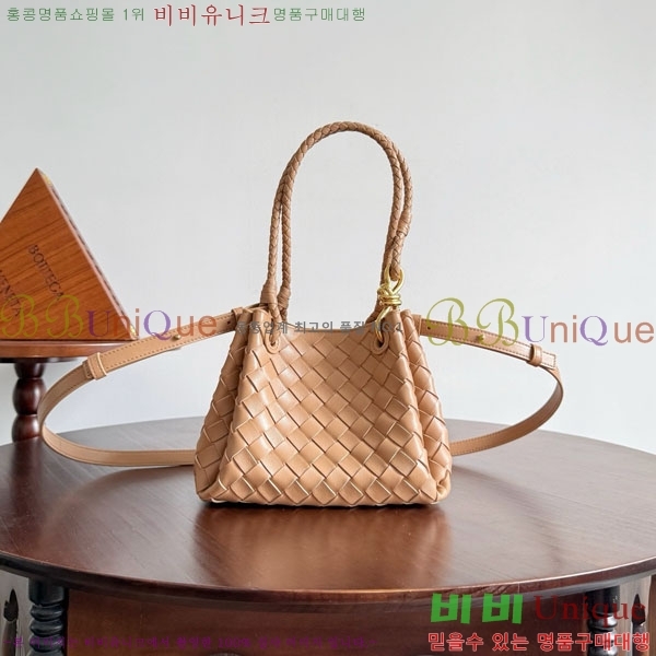 ���װ�����Ÿ �ȵ�Ƹ� �Ķ�Ʈ 796569-2016