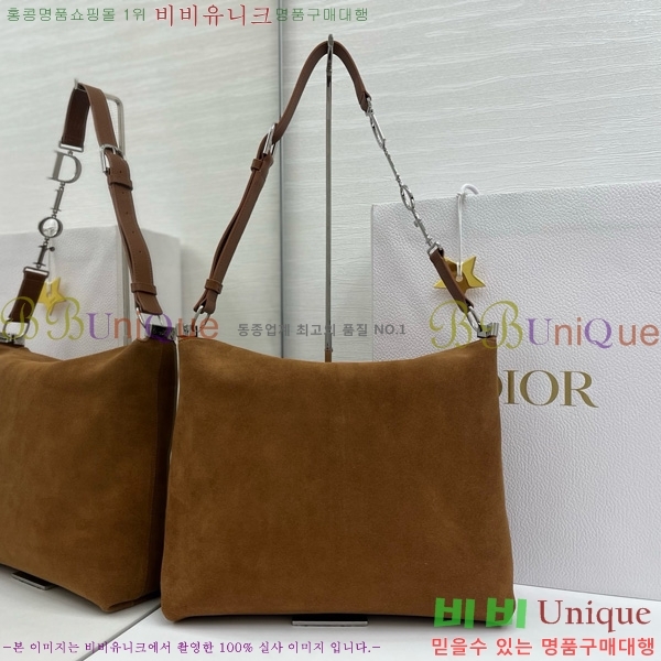 #��� ���ʼ� �ش��� JONATHAN ANDERSON ȣ���� M856325-2