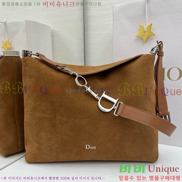 #��� ���ʼ� �ش��� JONATHAN ANDERSON ȣ���� M856325-2