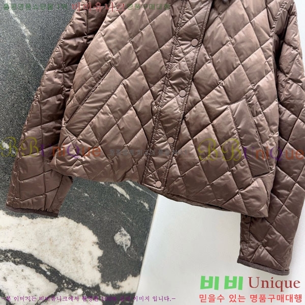 ���� ���ڷ� ��ġ�ڸ� �ٿ� �е� BC3232404-16