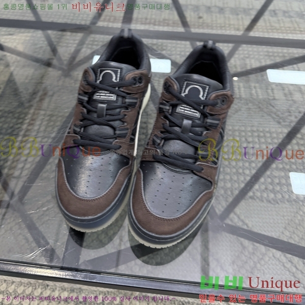 ���� ��**�� ����Ŀ�� MO07842-1