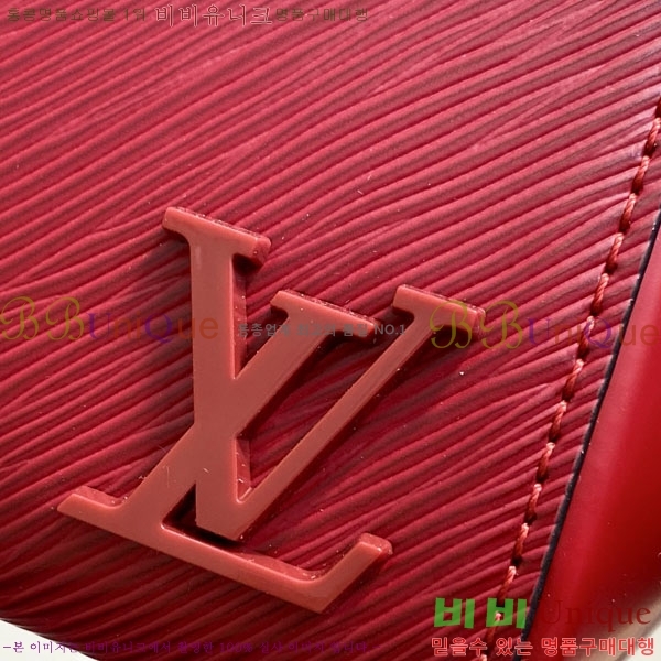 #���̺��� Ŭ��� �̴� M15229-101