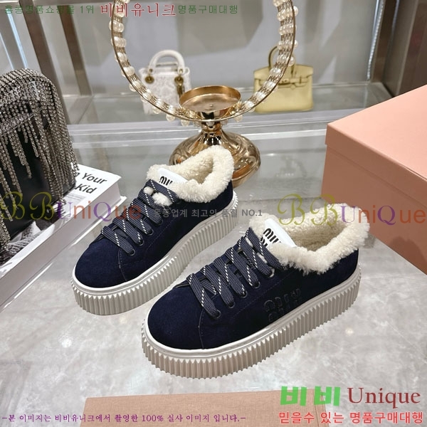 ���� �̿�̿� �þ �� ����Ŀ�� 30MU902302-2