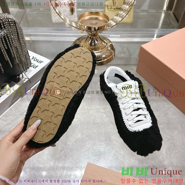 ���� �̿�̿� ����Ŀ�� 27MU902300-5