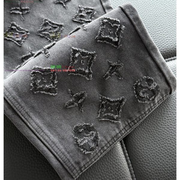 ���� ���̺��� û���� LV468253-2