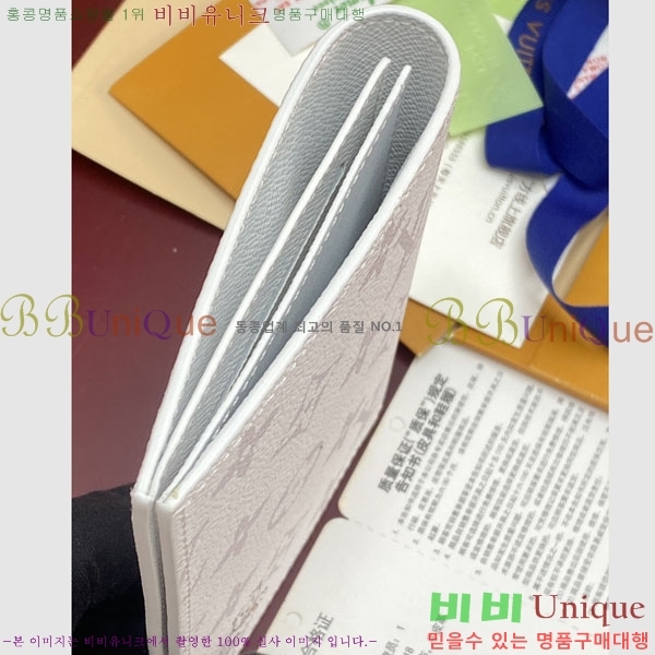 #���̺��� �н���Ʈ Ŀ�� M27083-101