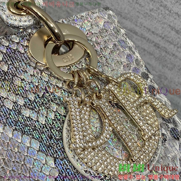 #��� ���̵�� ���� M0531-701