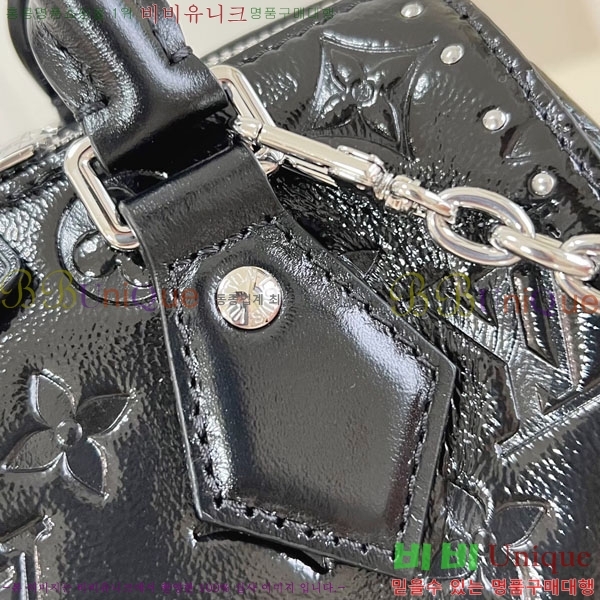 #���̺��� ���ǵ� Ʈ��ũ 20 M27921-101