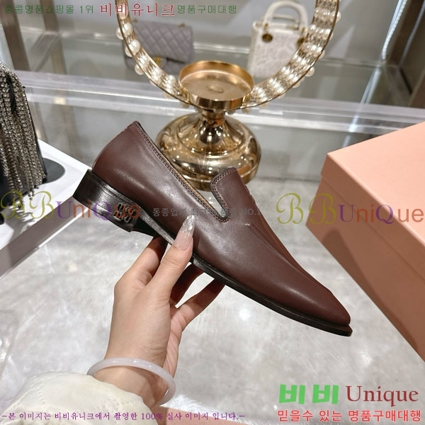 ���� �̿�̿� ���� 32MU902400-3