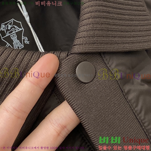 ���� ���ڷ� ��ġ�ڸ� �ٿ� �е� BC153677-2