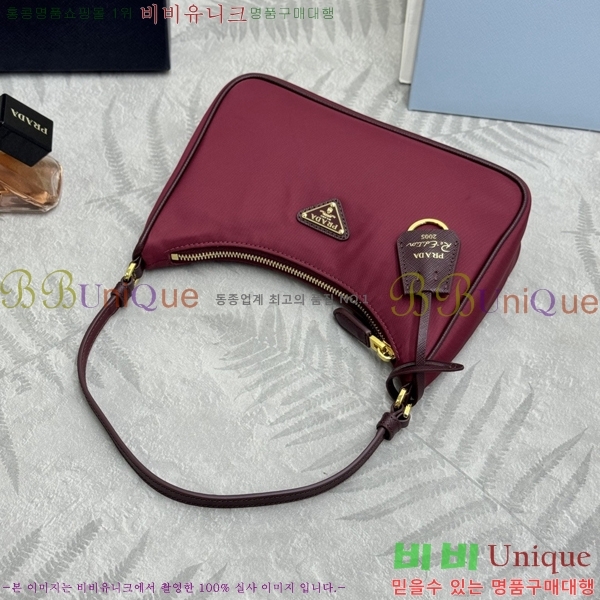 #����� ������� 2005 ���ǾƳ� Ʈ���� �����Ϸ� ȣ���� 1N204N-1001