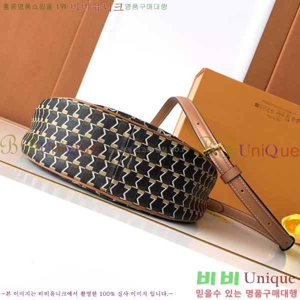 #���̳� ȣ���� M8219-12