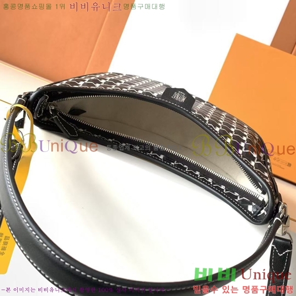 #���̳� ȣ���� M8219-11