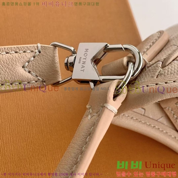 #���̳� ȣ���� M8219-8