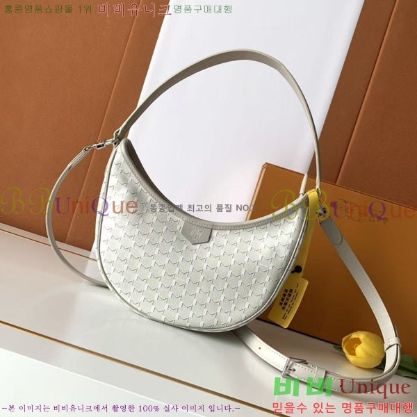 #���̳� ȣ���� M8219-1