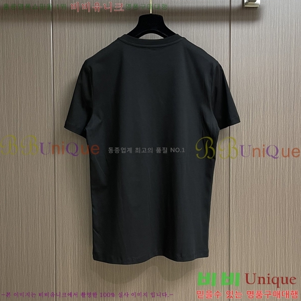 ���� ũ������ ���� Ƽ���� CH815774-1