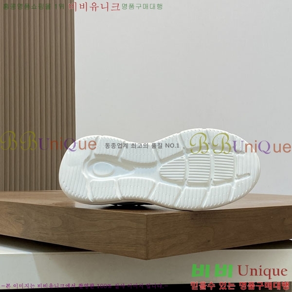 ���� ��**�� ����Ŀ�� MO6033021-6