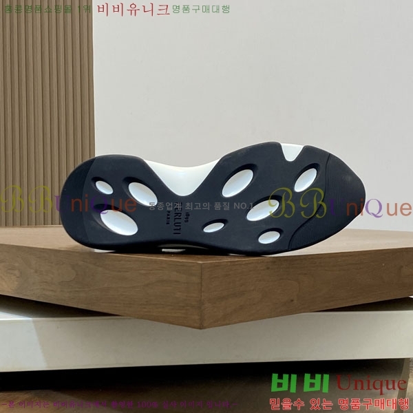 ���� ���ڷ� ��ġ�ڸ� ����Ŀ�� BC530363-1