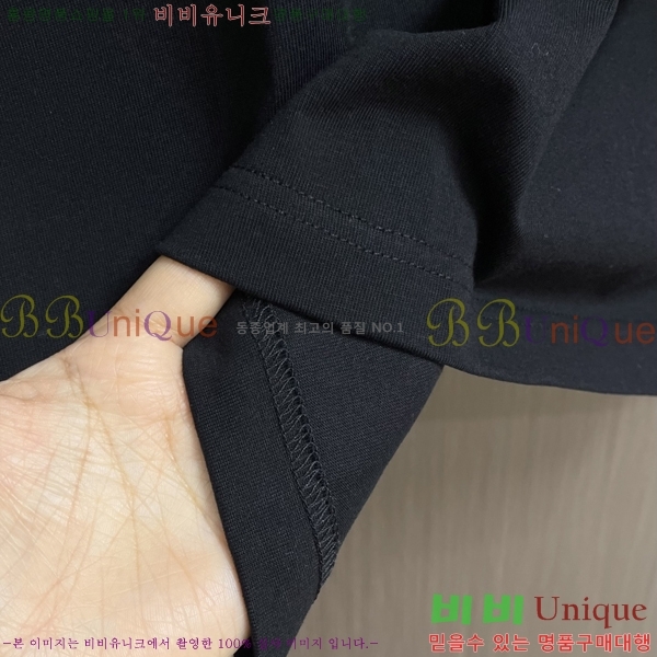 ���� ��**�� ���� Ƽ���� MO958530-1