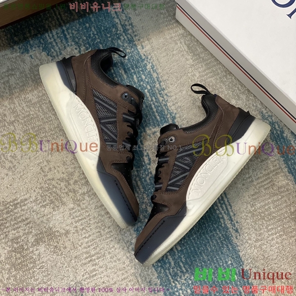 ���� ��**�� ����Ŀ�� M329745-1